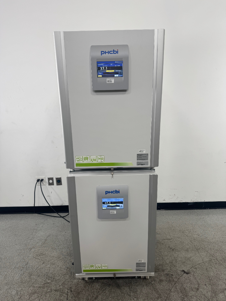 Image of PHCBI Doublestack CO2 Incubator